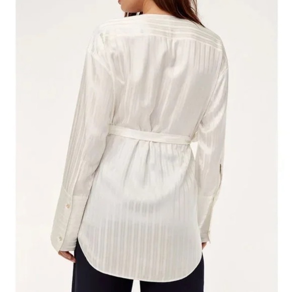 Aritzia, Zelle shirt, belted , Blouse Silk - Picture 3 of 11